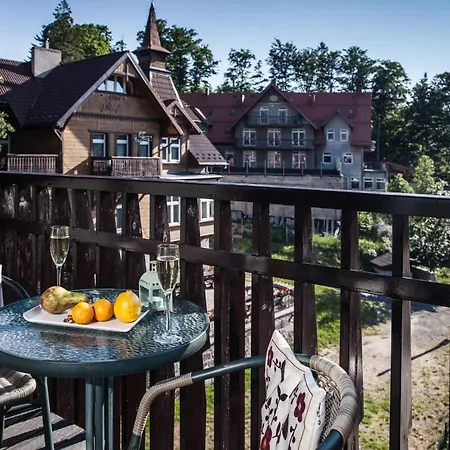 Apartamentowiec Panorama Gor Center Family&pet-friendly Apartmán