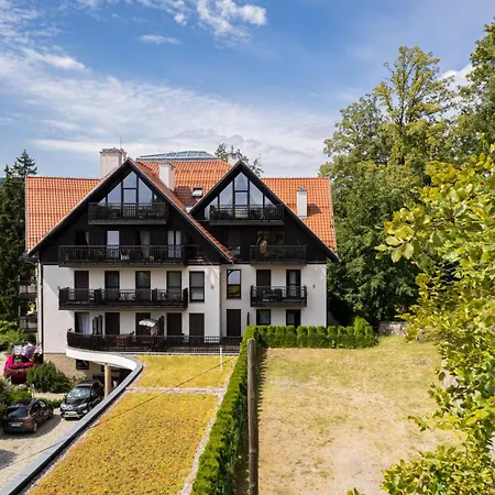 Apartamentowiec Panorama Gor Center Family&pet-friendly Apartmán
