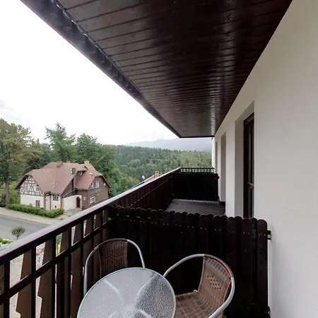 Apartamentowiec Panorama Gor Center Family&pet-friendly Apartmán