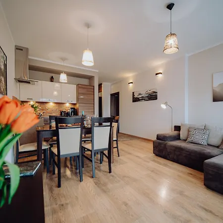 Apartamentowiec Panorama Gor Center Family&pet-friendly *