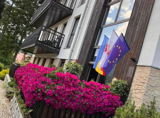 Apartamentowiec Panorama Gór Center Family&pet-friendly Apartamento