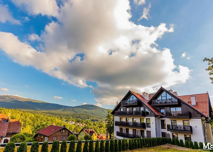 Apartamentowiec Panorama Gór Center Family&pet-friendly *