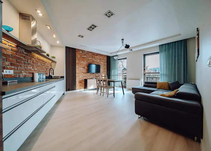 Apartamentowiec Panorama Gór Center Family&pet-friendly *